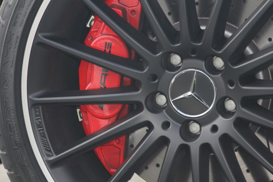  Mercedes-Benz A45 AMG 2013 года  (фото 47 из 55)
